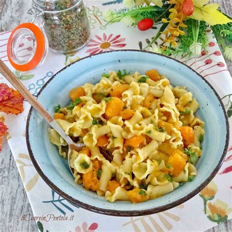 ricetta pasta alla zucca